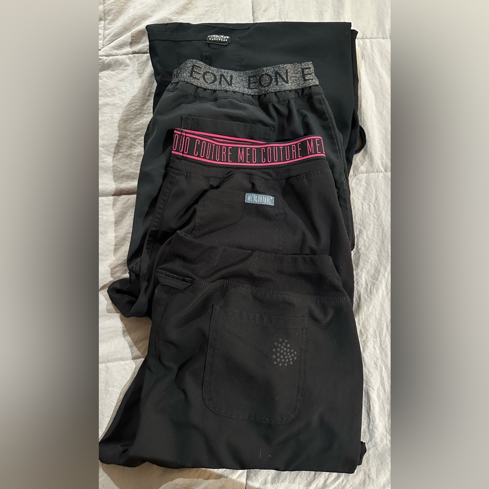 4pc Women's scrub bottoms